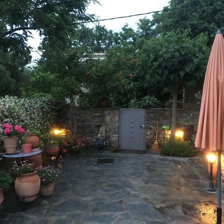 Villa Charming Stone House à Parthenón Extérieur photo