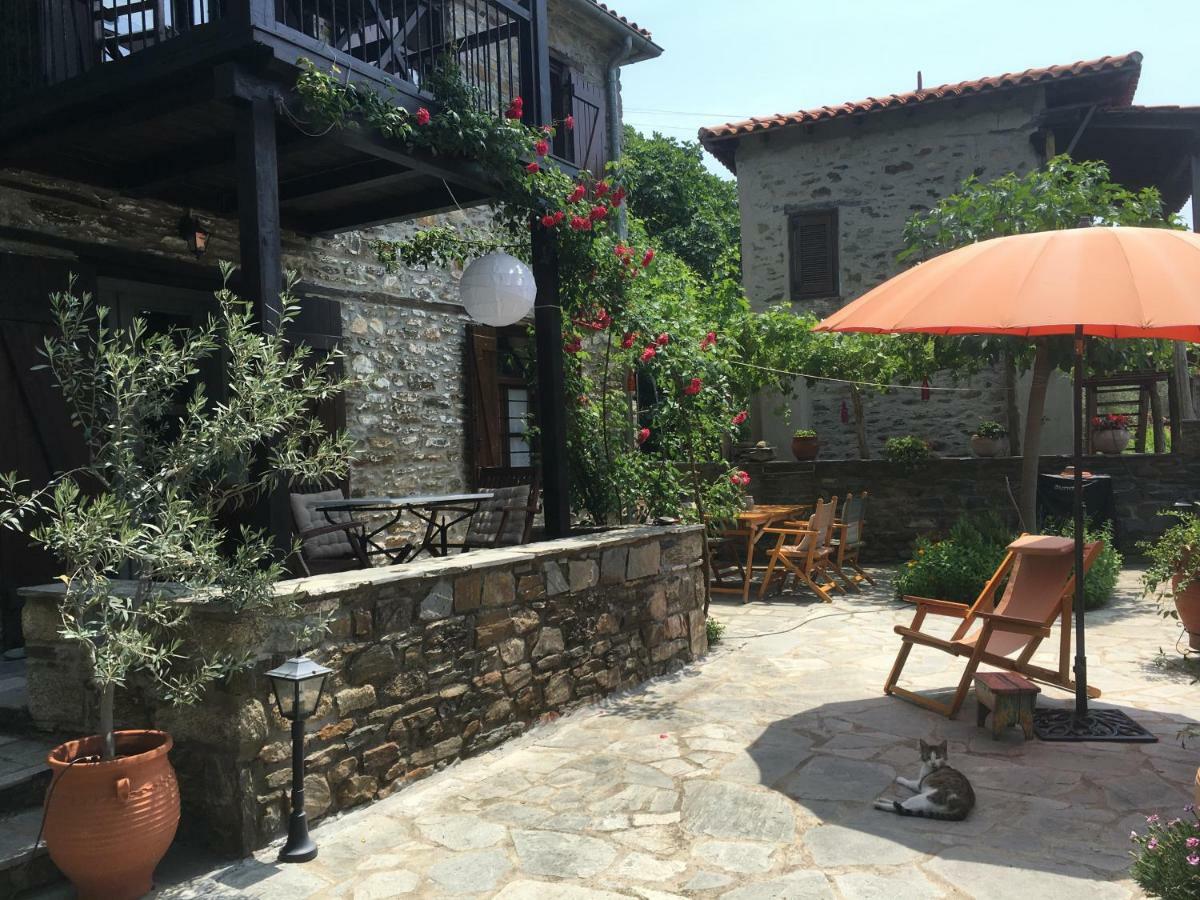 Villa Charming Stone House à Parthenón Extérieur photo